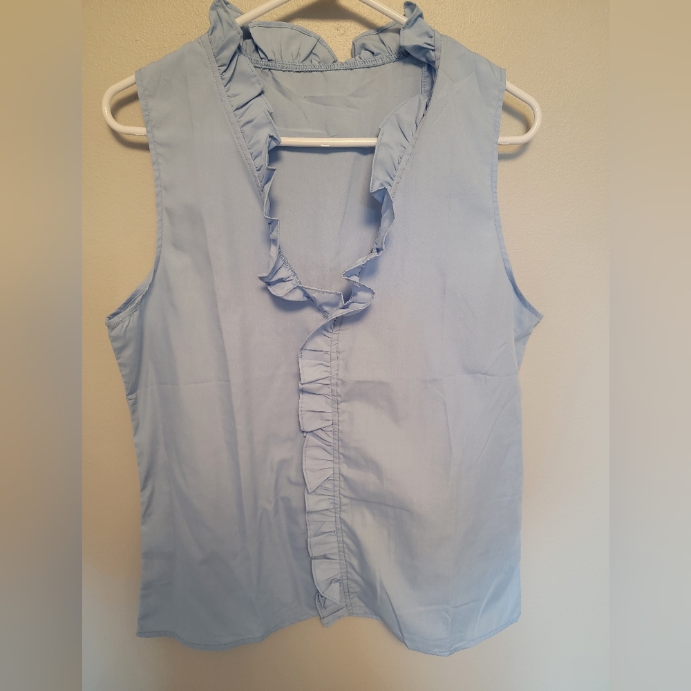 NWOT Size Large Blue Ruffled Shell